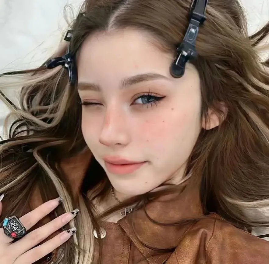 相约禁果树下